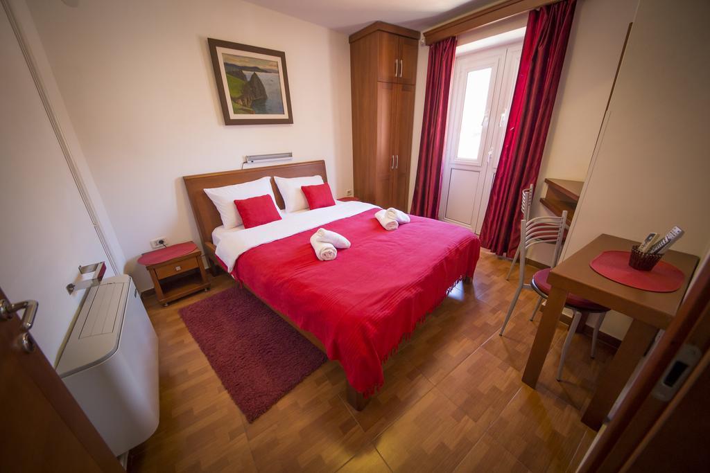 R-Club Old Town Apartments بودفا المظهر الخارجي الصورة
