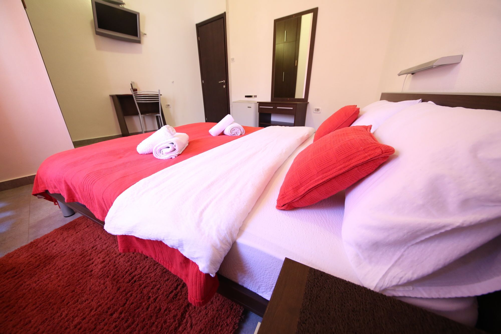 R-Club Old Town Apartments بودفا المظهر الخارجي الصورة