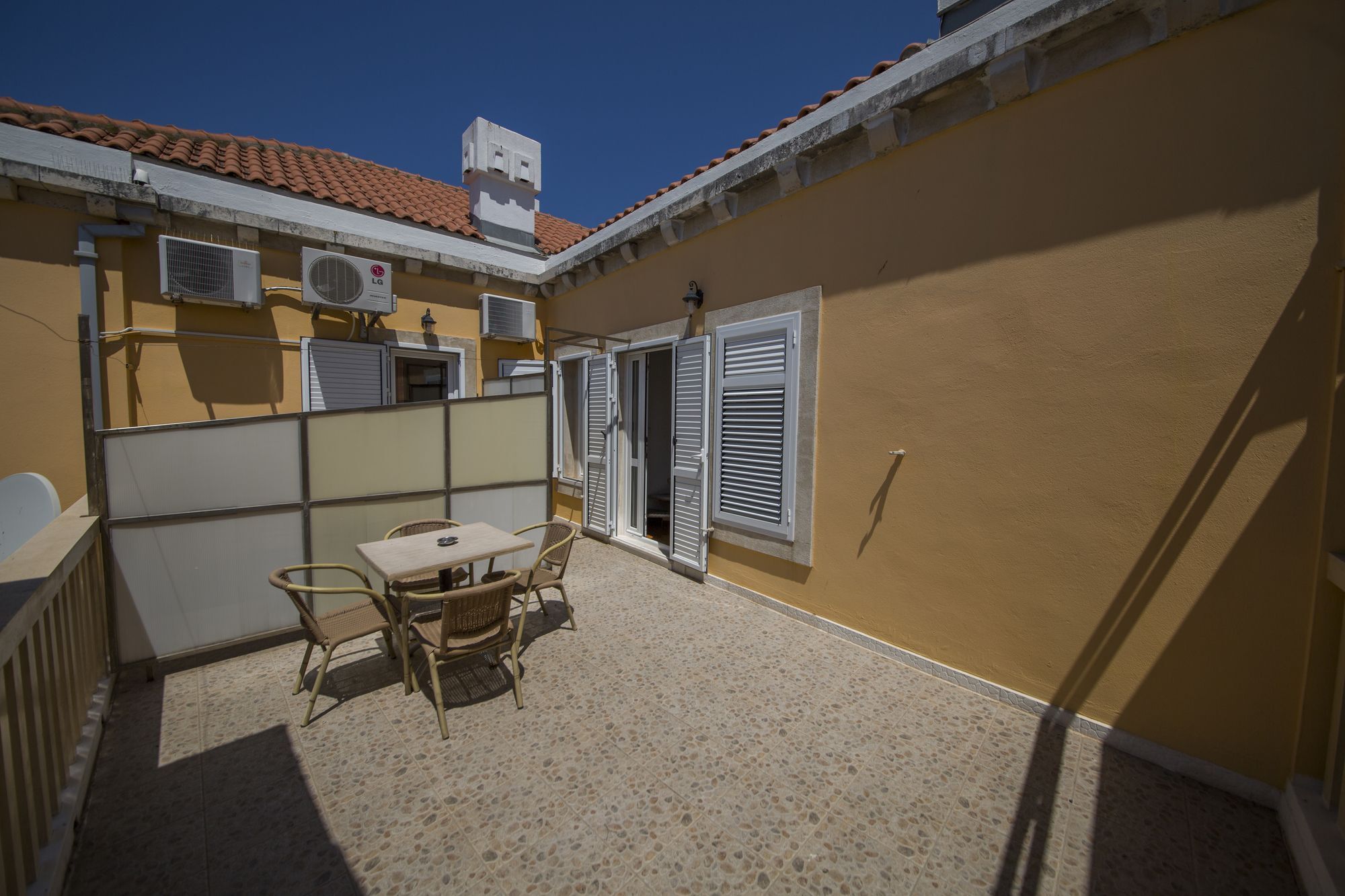 R-Club Old Town Apartments بودفا المظهر الخارجي الصورة
